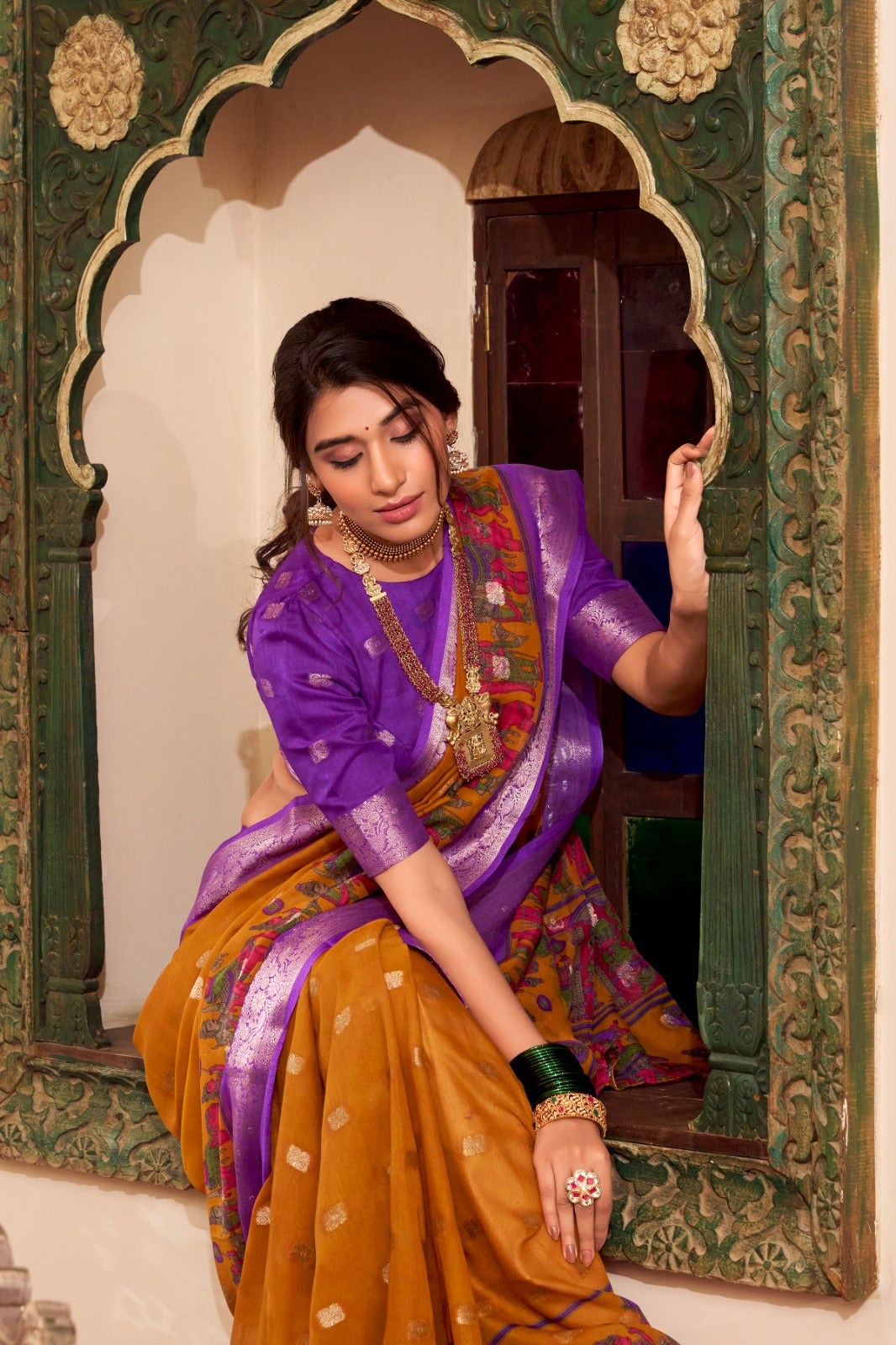 VEDANTI - SAREE